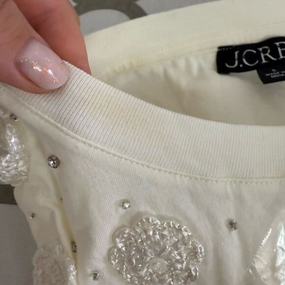 J.Crew Cropped T-shirt with crochet floral appliqués NWT Size S - Picture 9 of 10